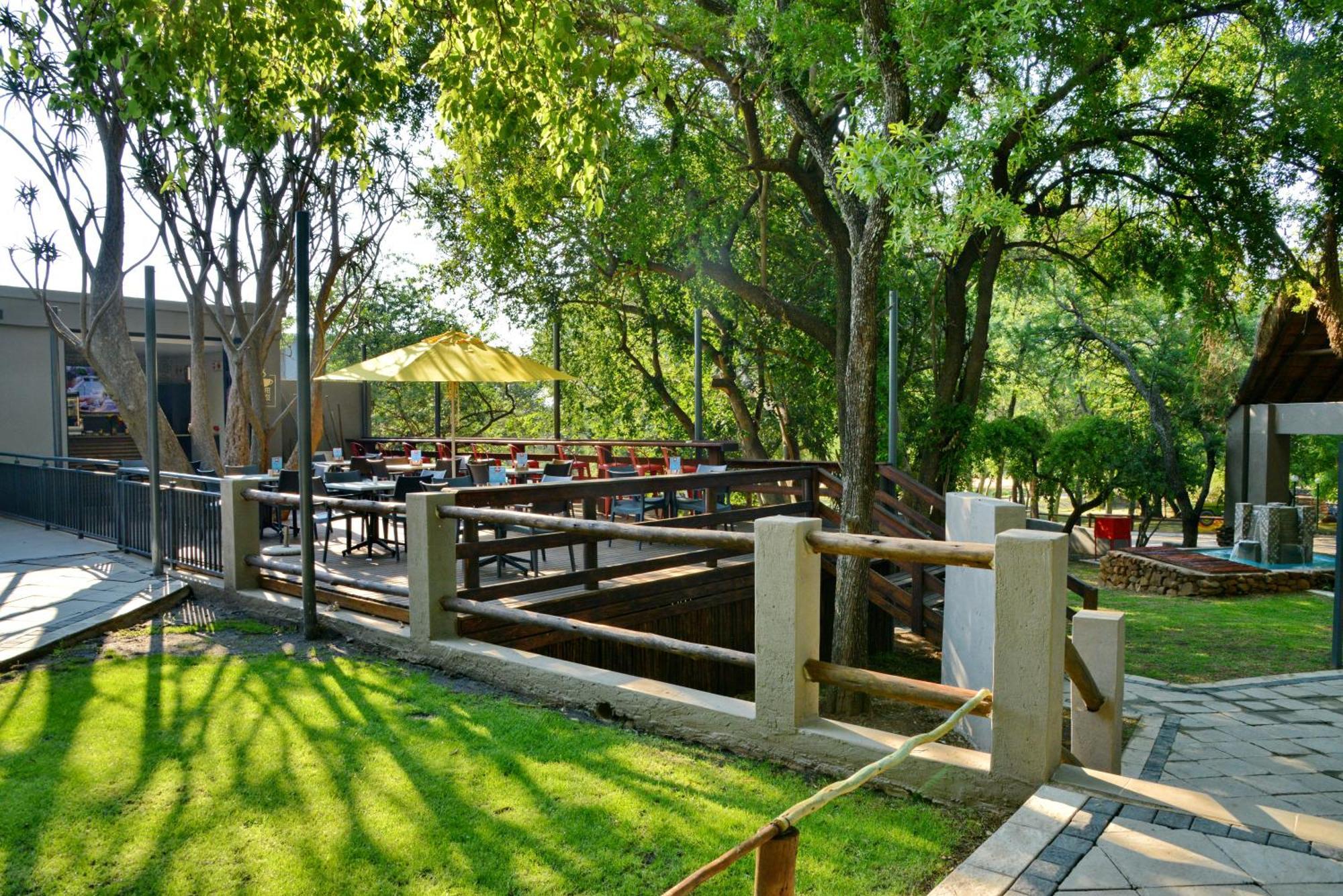 Seasons Golf, Leisure, Spa Hartbeespoort Ngoại thất bức ảnh